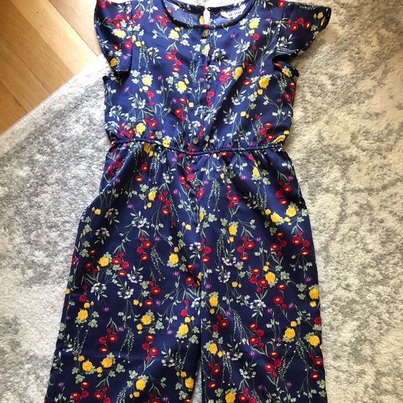 Girl’s satin jumpsuit - Picture 1 of 3